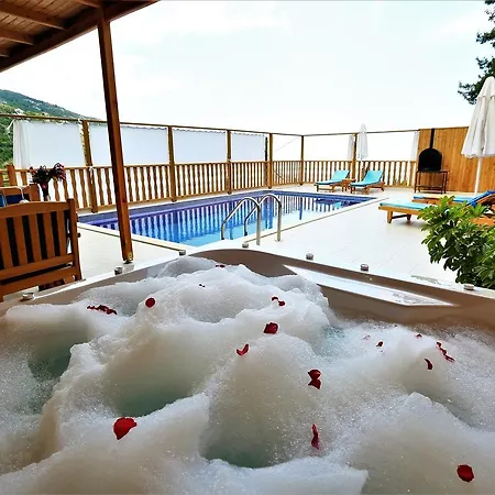 Polat Villa *